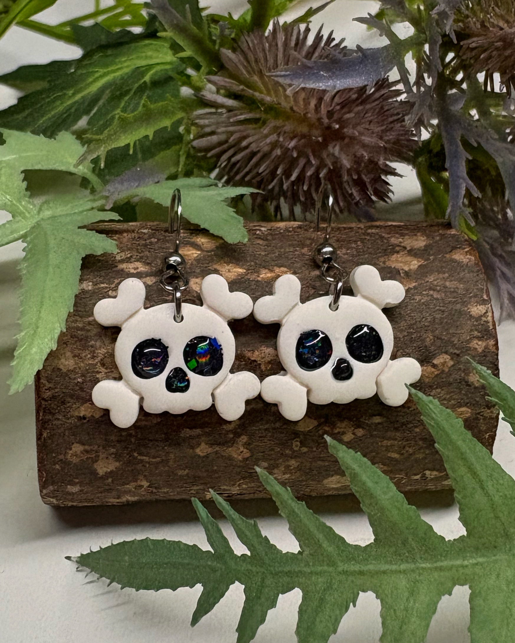 Cute Halloween Skull Earrings | Black Sparkle