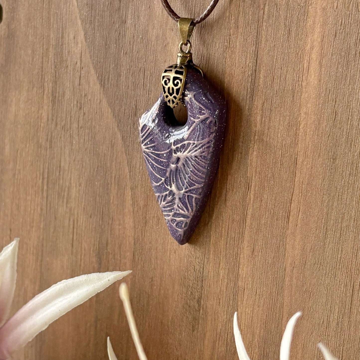 ARGYLE Pendant Necklace | Purple Foliage